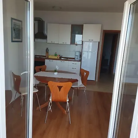 Marta Apartment *